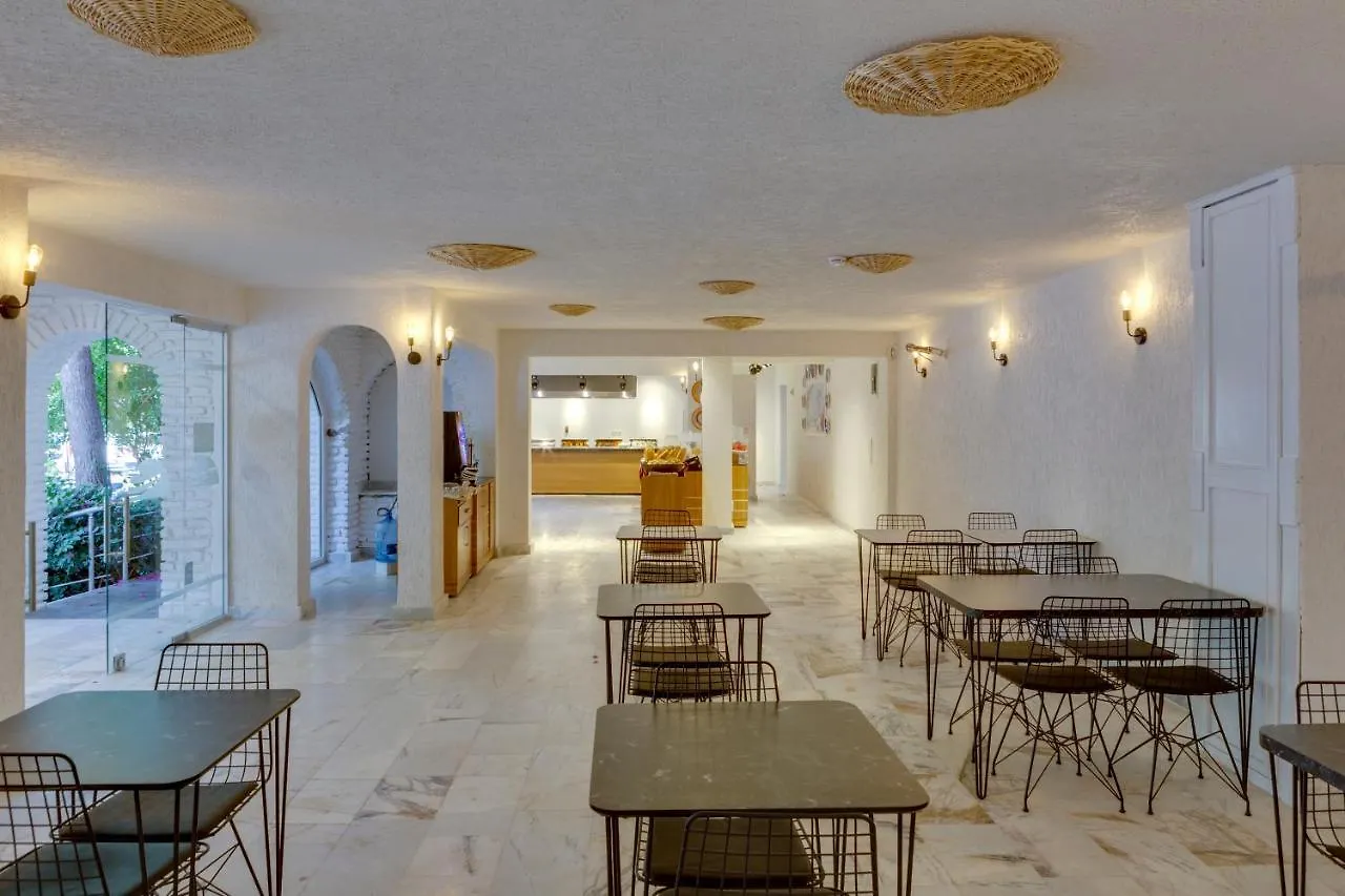 Serhan Hotel Gumbet 3*,