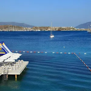 Royal Arena & Resort